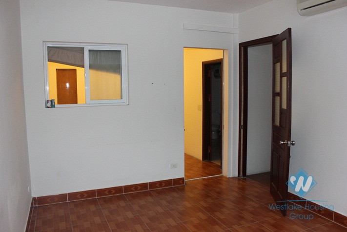 4floor-house with 3bedroom house for rent in Au co St, Tay Ho, Ha Noi